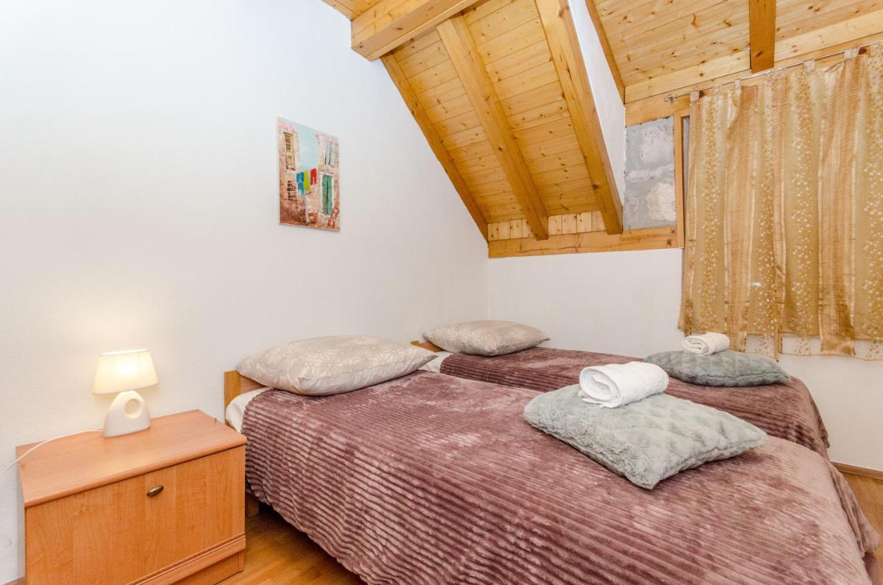 Apartament Stone Rose In Center Split Zewnętrze zdjęcie
