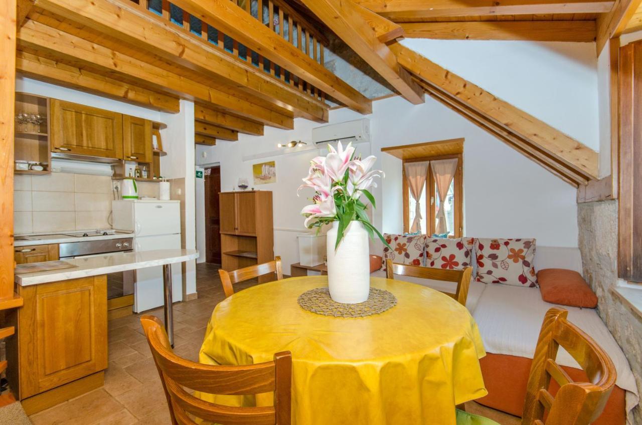 Apartament Stone Rose In Center Split Zewnętrze zdjęcie
