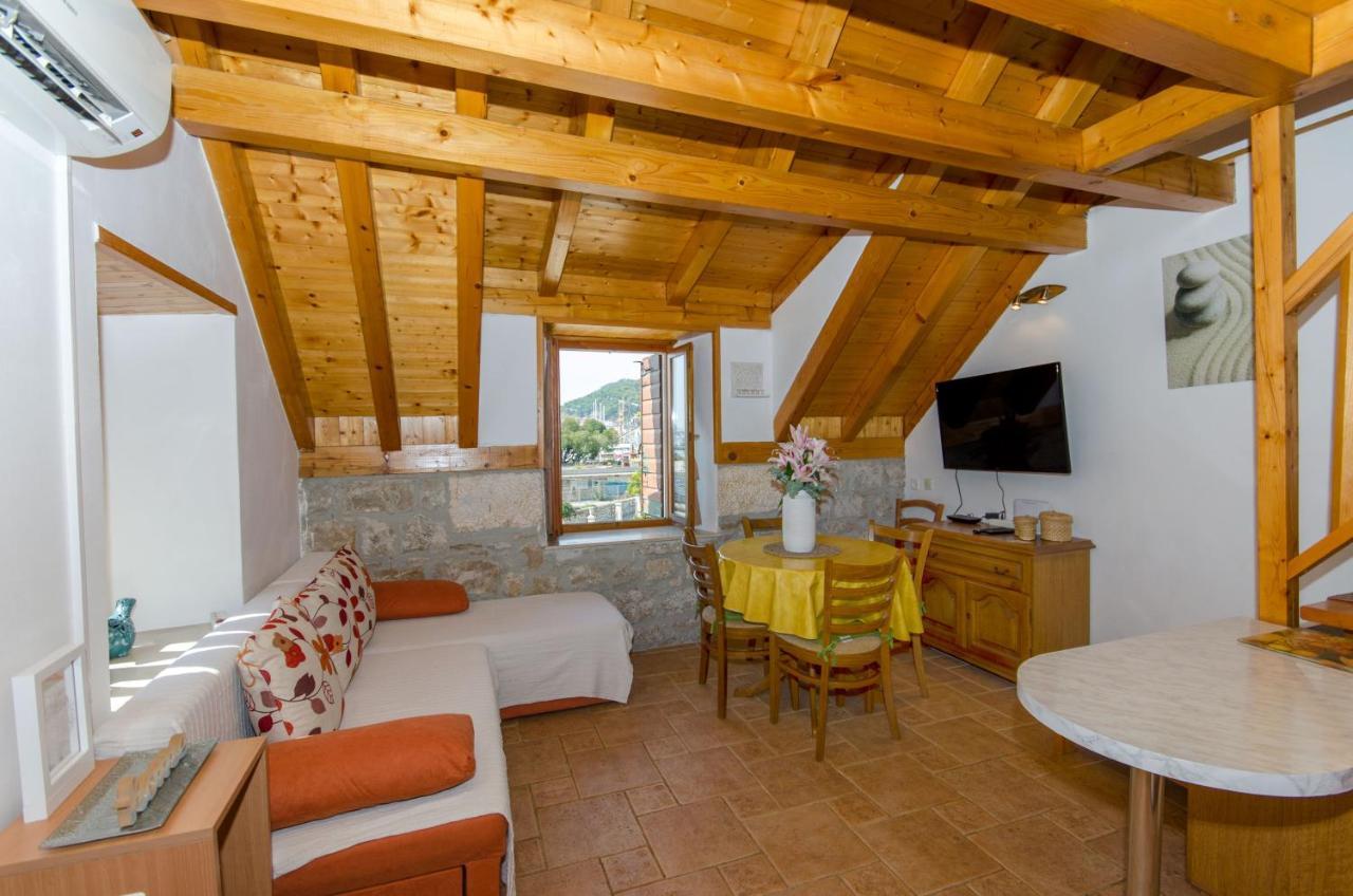 Apartament Stone Rose In Center Split Zewnętrze zdjęcie
