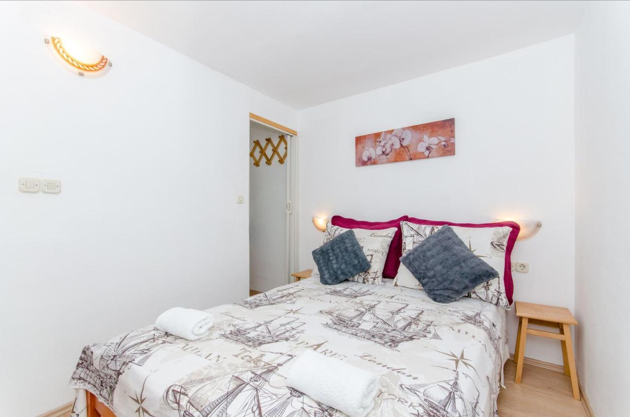 Apartament Stone Rose In Center Split Zewnętrze zdjęcie